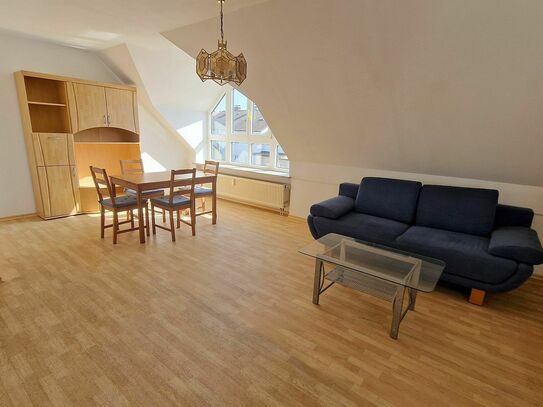 Gut geschnittene 2-Zimmer-Wohnung mit Balkon in Moosburg