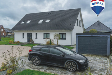 Modernes KfW-55 Effizienzhaus mit Einliegerwohnung am Wangermeer !