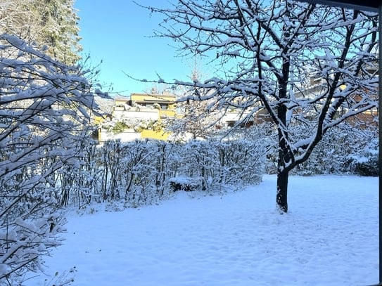 Schöne, ruhige 2 Zimmerwohnung mit Gartenanteil zu vermieten