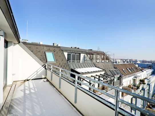 Traumhafte Dachgeschosswohnung mit Weitblick Nähe U3