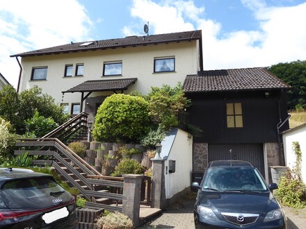 1-2 Fam. Wohnhaus mit Garage direkt an der Bebauungsgrenze