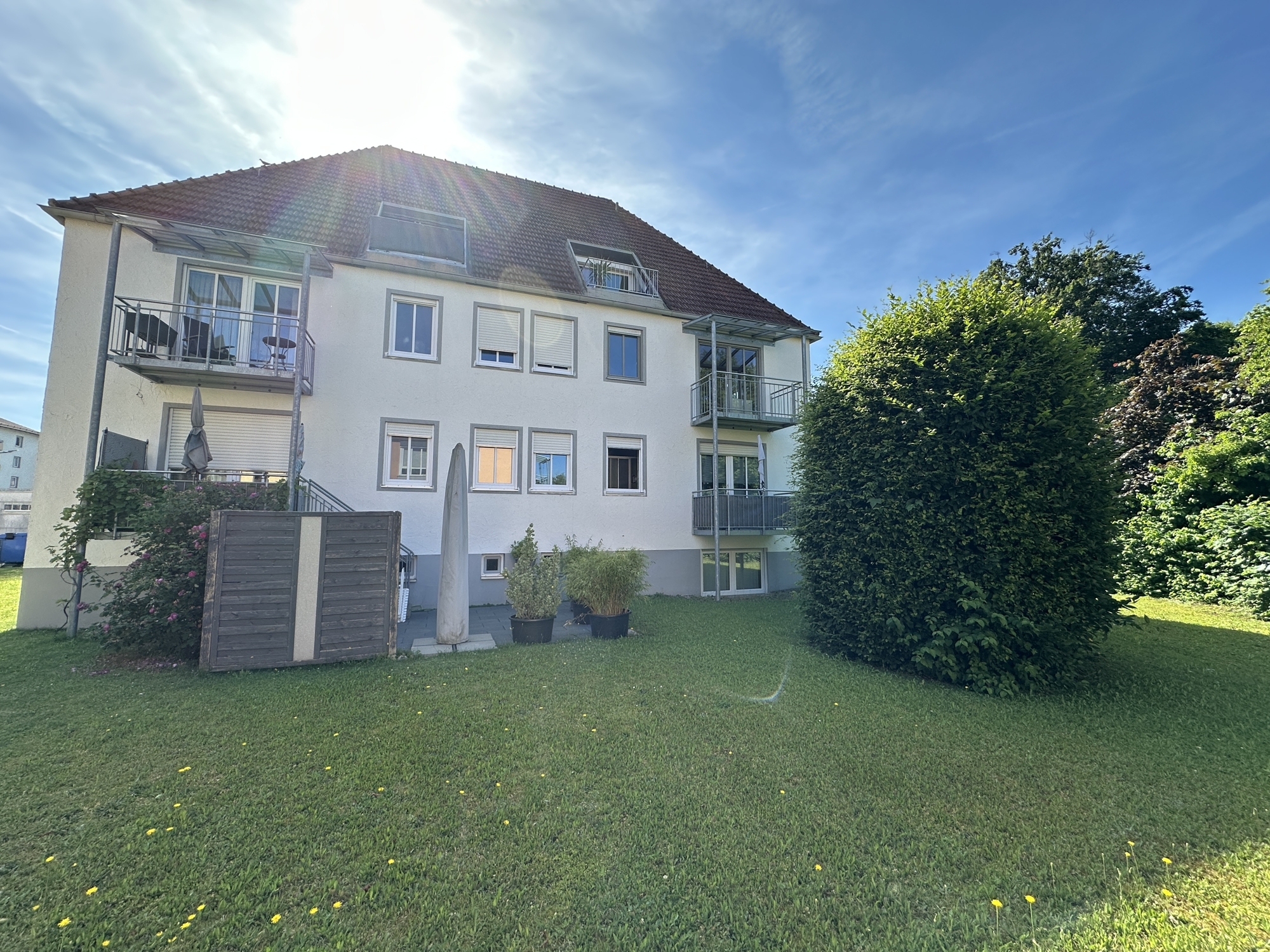 225000&nbsp;EUR