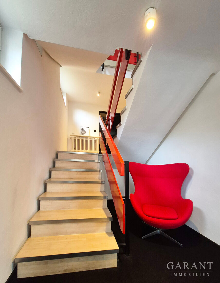 Licht + Raum + Weitblick! - Stilvolles Haus mit schöner Einliegerwohnung und großem Büro - – 71717 Beilstein, 71717 Beilstein – Vorschaubild 18