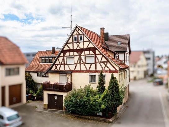 Mehrfamilienhaus als Kapitalanlage in Weinstadt im geplanten Sanierungsgebiet "Ortskern IV"