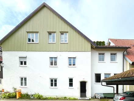 Zentral gelegene 2-Zimmer Maisonettewohnung mit zwei Stellplätzen in Isny im Allgäu