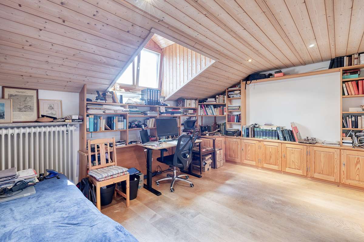 Einfamilienhaus mit Wohlfühlcharakter in begehrter Lage von Raubling/Pfraundorf! – 83064 Raubling, 83064 Raubling – Vorschaubild 13