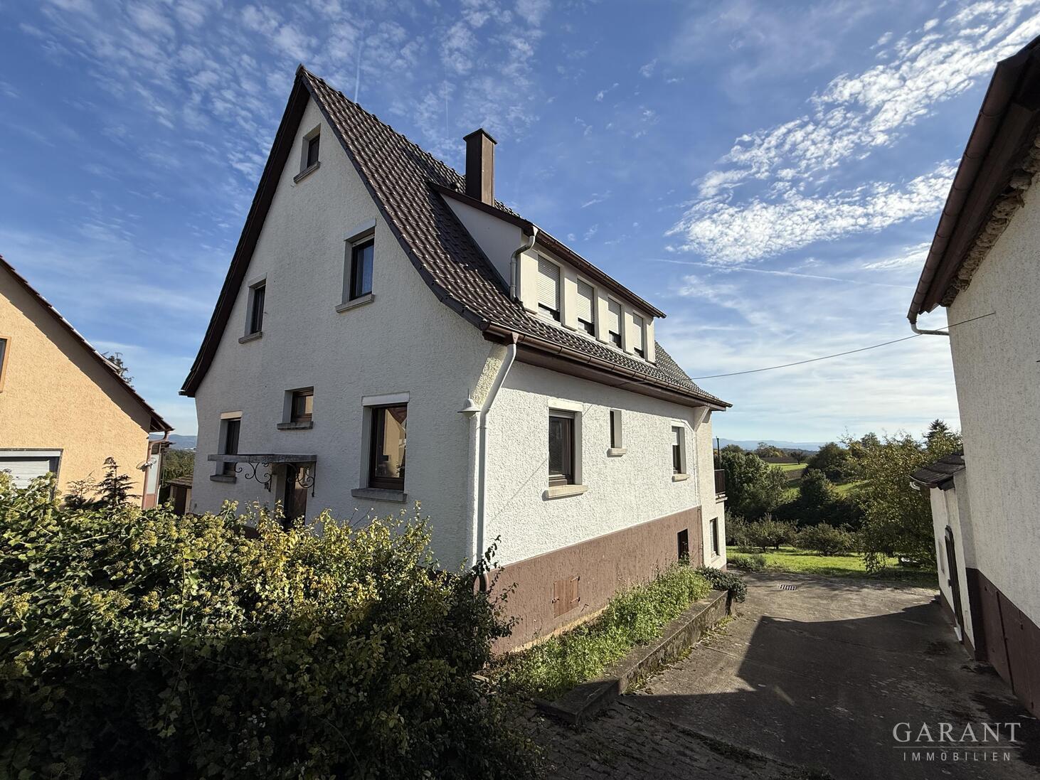 Ihr Zuhause im Grünen: Großes Grundstück, Ruhe & Weitblick in Tübingen-Pfrondorf! – 72074 Tübingen, 72074 Tübingen – Vorschaubild 4