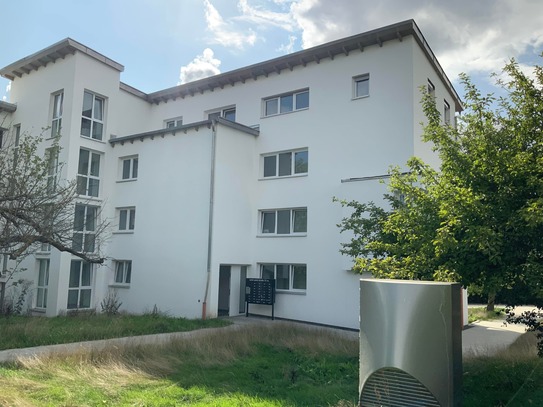 Top sanierte Wohnung mit Balkon in zentraler Lage von Tirschenreuth