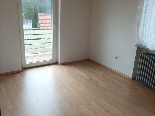 72m²-Wohnung Nähe Neuschönau zu vermieten