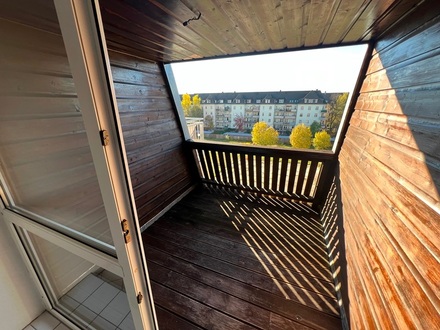 Top 2 Zimmer Dachgeschosswohnung mit Loggia