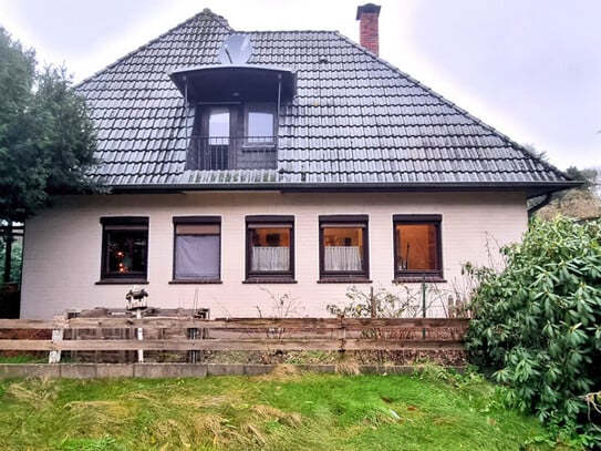 PROVISIONSFREI Stilvolles Einfamilienhaus mit ca. 1.089 m² Grundstück zentral in Wardenburg