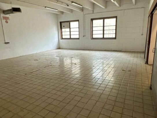 LAGERHALLE NÄHE FAAKER SEE | 3,86m RH | 111m² | RAMPE | PARKPLÄTZE