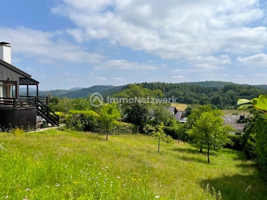 Ruhiges Baugrundstück voll erschlossen in Langscheid (Eifel)