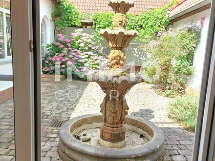 PROVISIONSFREI MIT FIXPREIS! HERRLICHE AUSSICHT - Wunderschöner großer Vierkanthof mit Schwimmteich