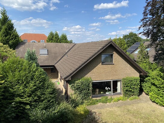 Einfamilienbungalow mit separatem Baugrundstück in GT-Friedrichsdorf