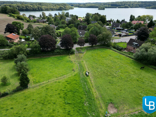 Traumgrundstück nahe des Stocksees: Lassen Sie hier Ihr maßgeschneidertes Zuhause entstehen!