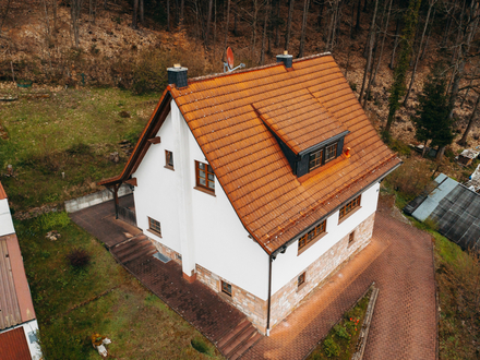 Wohnen mit Panoramablick - Gepflegtes Einfamilienhaus mit schönem Freisitz