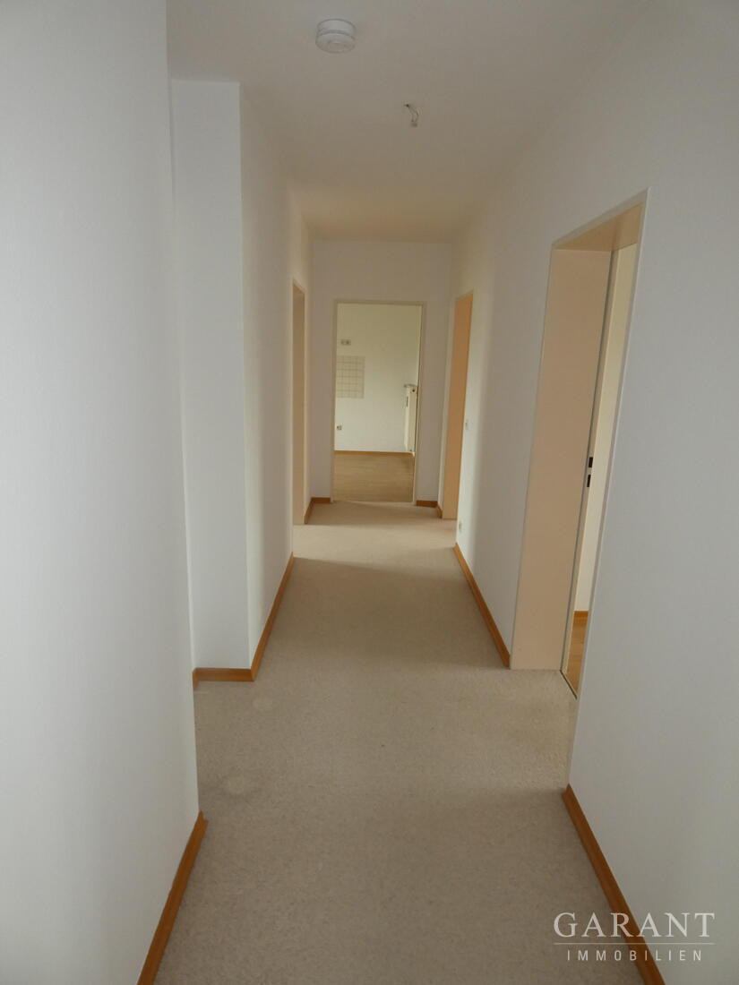 Vielseitiges Dreifamilienhaus in begehrter Lage von Raubling - alle Wohneinheiten frei! – 83064 Raubling, 83064 Raubling – Vorschaubild 14