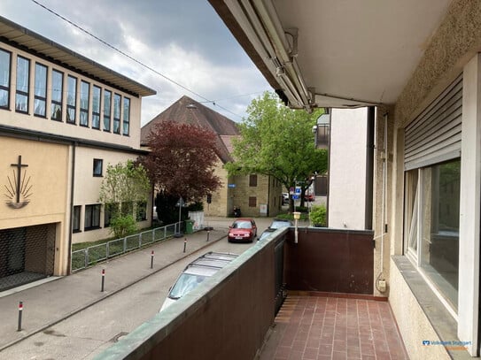 Renovierungsbedürftige 3-Zimmerwohnung in S-Feuerbach Mitte