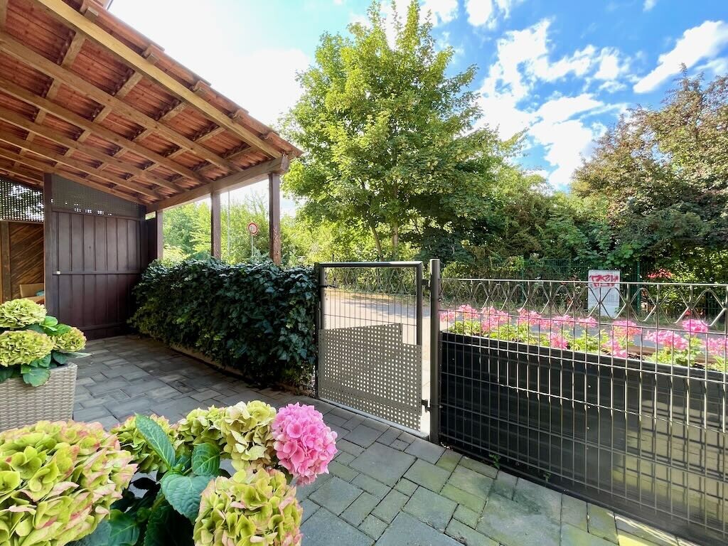 Property thumbnail 12