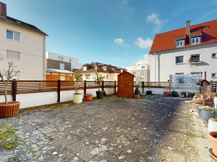 Großzügige Dachterrasse und 4 Zimmer für Ihr neues Zuhause in Ulm