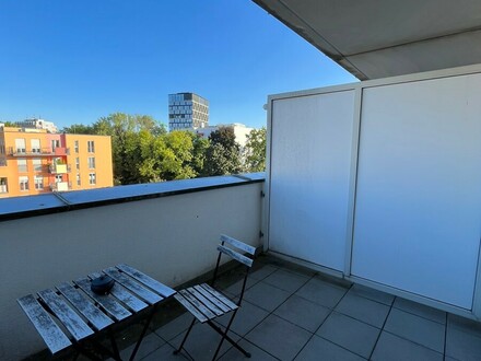 Sofort-Rendite: Modernes Studenten-Apartment mit Dachterrasse zum Innenhof