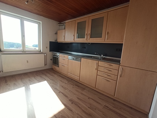 3 Zi 70 m² Wohnung Kirchberg/Schönberg, Bad neu, Kamin, Stellplatz, EBK