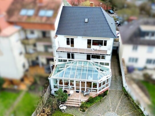 Ein- bis Dreifamilienhaus mit großem Grundstück in Top-Innenstadtlage Speyers