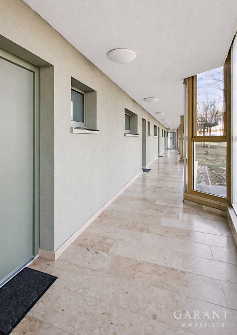 Ein Zuhause zum Wohlfühlen: Moderne 2 Zimmer-Wohnung mit sonniger Terrasse und kleinem Garten! – 86165 Augsburg, 86165 Augsburg – Vorschaubild 4