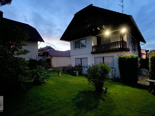 Adaptierungsbed. 210 qm Wohnhaus (Wohnen u. Arbeiten od. Mehrfamilienhaus) in Seenähe von Obertrum