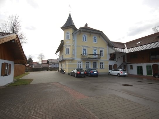 Voll möblierte 1 Zimmer-Maisonettewohnung in Arget nur für 1 Person!