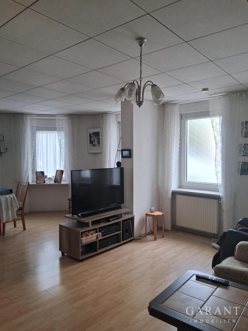 Mehrfamilien-Stadthaus in guter Lage im Zentrum von HOF ! – 95028 Hof, 95028 Hof – Vorschaubild 3