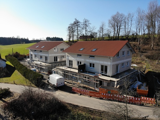 Hausähnliche Neubau-Maisonettewohnung zwischen Lindau und Wangen, energetisch hervorragende 8,8 kWh/(m2*a) = A+ (7)