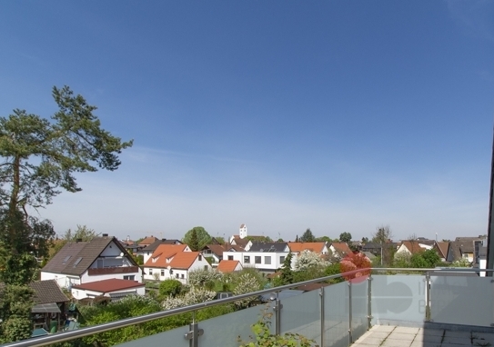 Wow - was für ein Weitblick - Neuwertige, barrierefreie 2-Zimmer Wohnung mit Aufzug, und 2 Balkonen