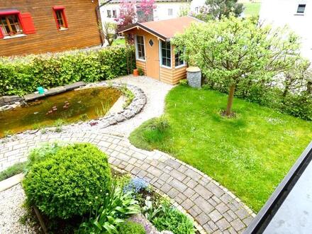 Eine Oase: Große 2-Zimmer-EG-Wohnung mit Westbalkon, Südwestterrasse und Gartenbereich in Immenstadt
