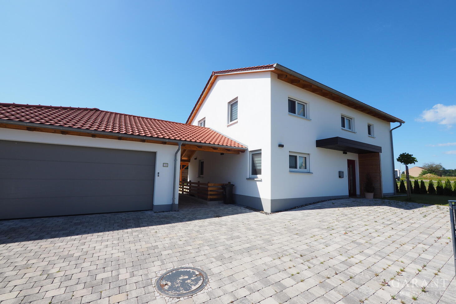 *** Junges Einfamilienhaus in schöner Randlage *** – 89561 Dischingen, 89561 Dischingen – Vorschaubild 2