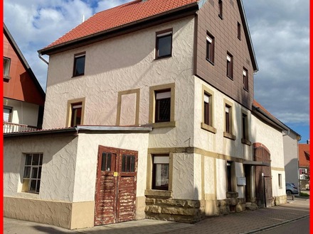 Stetten: Haus in zentraler Lage mit viel Raum!