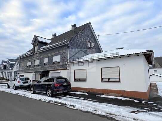 Zweifamilienhaus in Netphen-Hainchen mit vielseitigen Nutzungsmöglichkeiten!