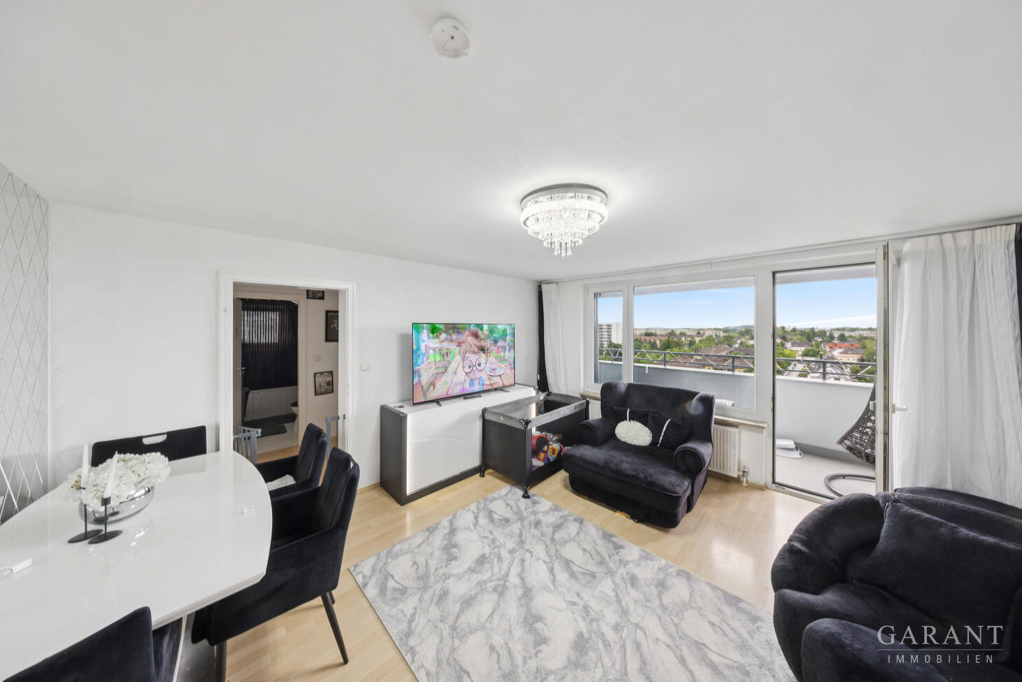 Property thumbnail 2