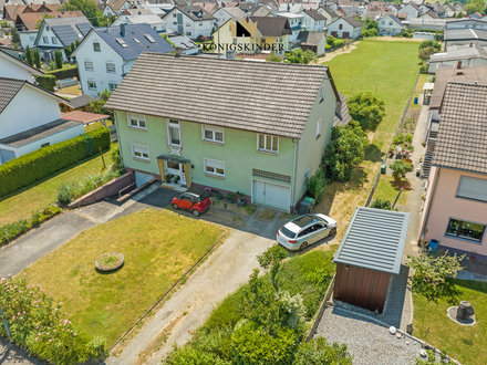 Familiengerechtes Mehrfamilienhaus mit großem Grundstück in Hohberg: Viel Platz für Ihr neues Zuhause!