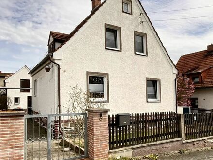 Einfamilienhaus modernisiert mit Grundstück in Weida