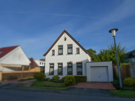 6235 - Solides Wohnidyll mit Garage und großem Gestaltungspotential in CITYNÄHE!