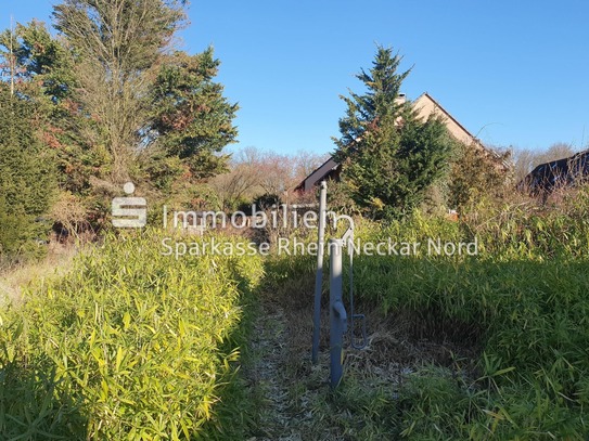 In bester Nähe zum Käfertaler Wald: Abrissgrundstück mit rückwärtigem Bauplatz