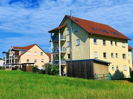 Tolle Erdgeschoss-Wohnung mit Terrasse und eigenem kleinen Garten