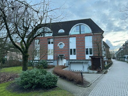 Endlich die lästige Parkplatzsuche beenden? - Tiefgaragenstellplatz unweit der Universität