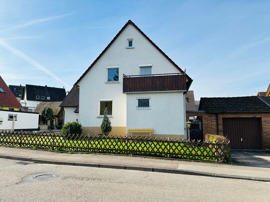 FREISTEHENDES EINFAMILIENHAUS