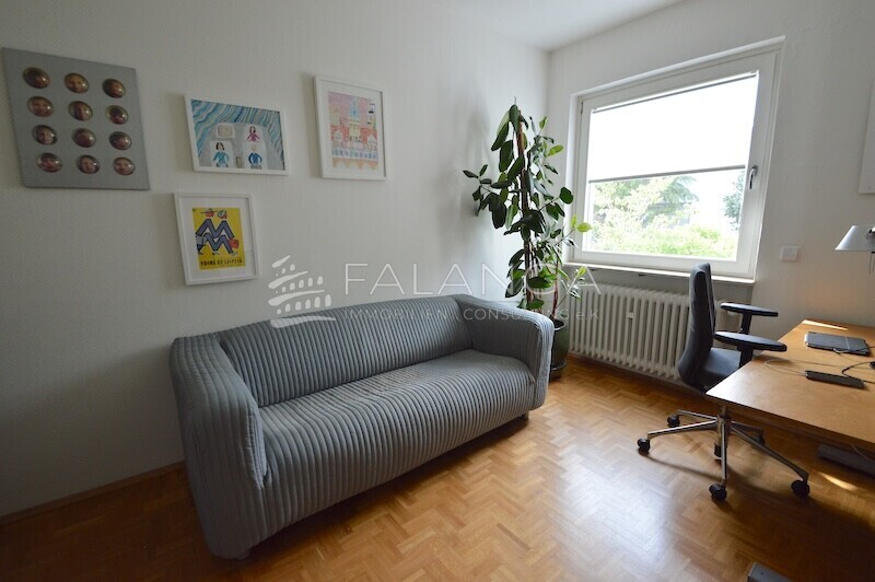 FALANGA IMMOBILIEN-Begehrter großer Bungalow in prima Zustand und top Grünlage in Mörfelden-Walldorf – 64546 Mörfelden-Walldorf / Walldorf, 64546 Mörfelden-Walldorf / Walldorf – Vorschaubild 19