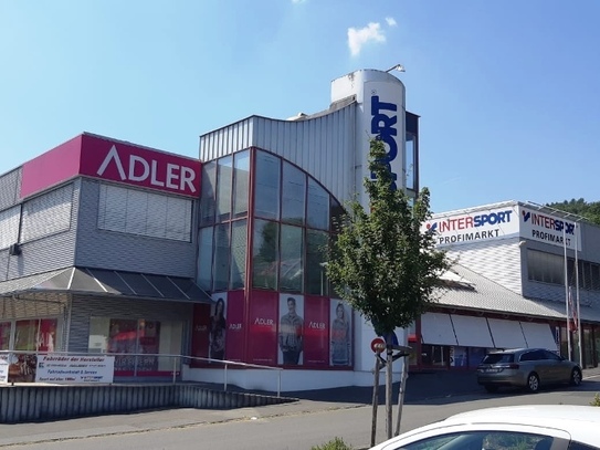 Viel Platz zur Entfaltung: riesige Einzelhandels- und Büroflächen in Mömlingen!