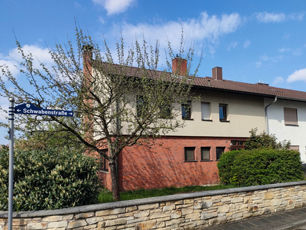 Viel Platz für Familie und Hobby - Solarthermie - PV Anlage - 2 Garagen - optimal für Handwerker