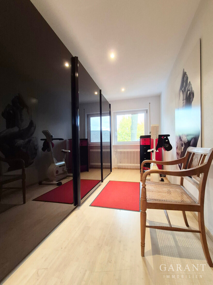 Licht + Raum + Weitblick! - Stilvolles Haus mit schöner Einliegerwohnung und großem Büro - – 71717 Beilstein, 71717 Beilstein – Vorschaubild 7